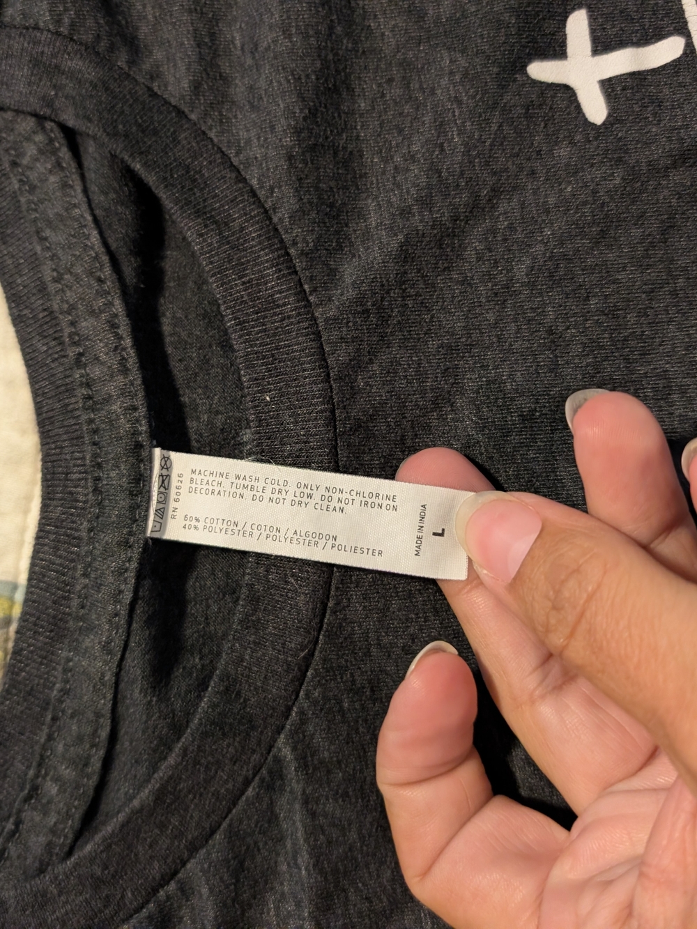 Faith Cross Flag Graphic Tee Charcoal Gray Tonal Star Print Size Large - Picture 4 of 4